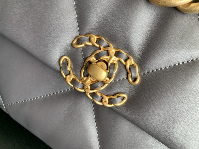  Handbag  Chanel 1161  size 30cmx20cm10 cm 