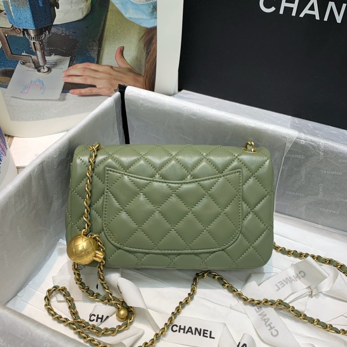  Handbag   Chanel  1787  size 20 cm
