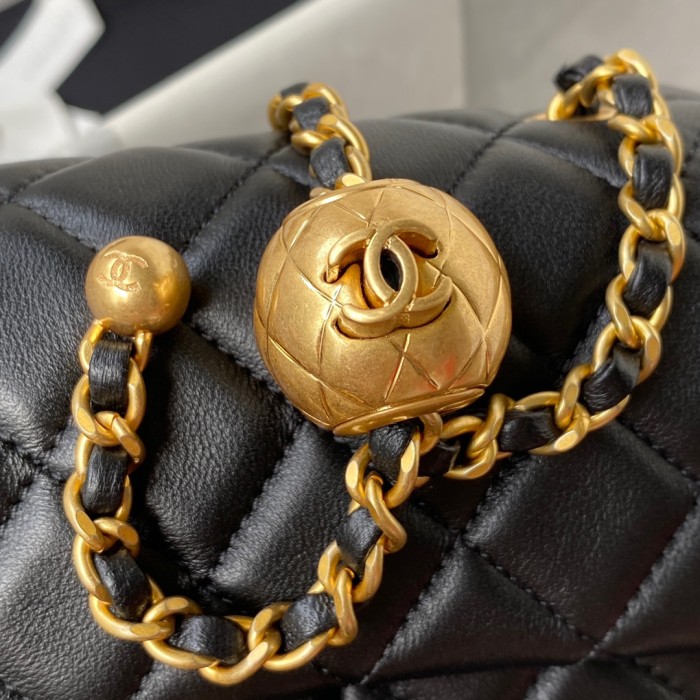  Handbag  Chanel  AS1787 size 𝟏𝟑*𝟐𝟎*𝟕 𝐜𝐦