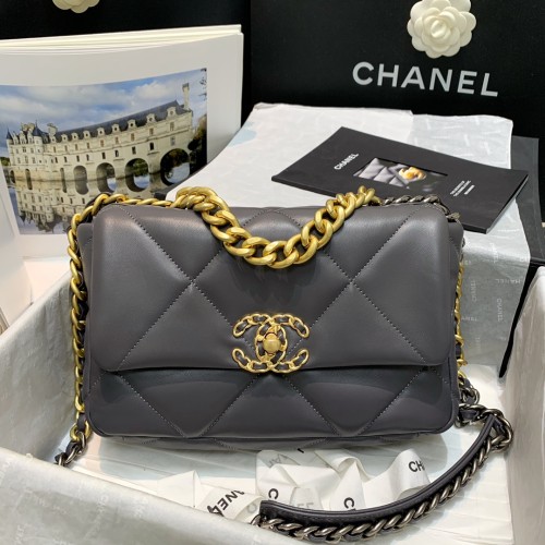  Handbag  Chanel AS1160  size  26 cm 