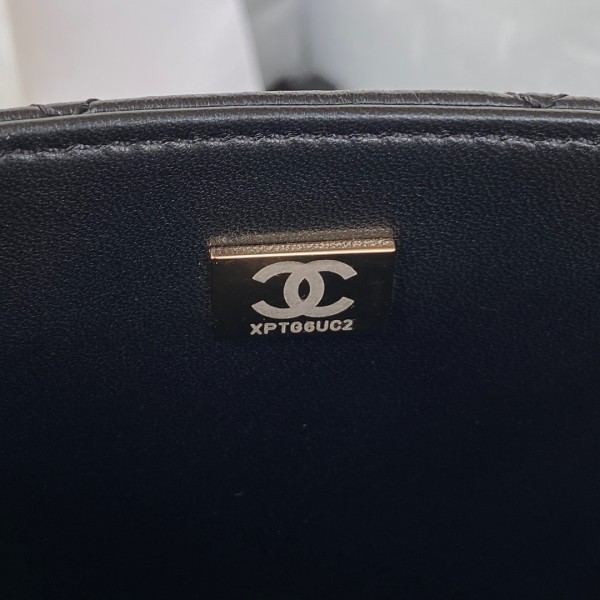  Handbag  Chanel  AS3386 size 14×22×8 𝗰𝗺