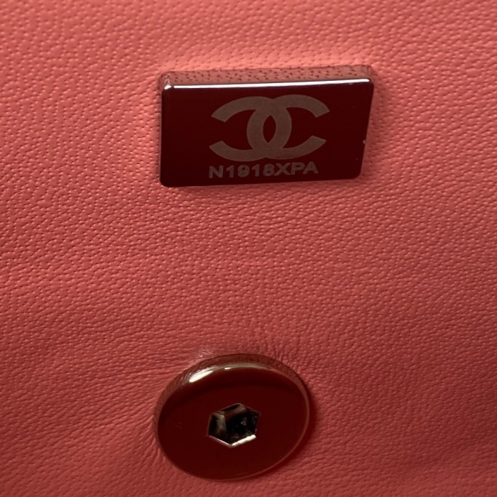 Handbag  Chanel size 17 cm