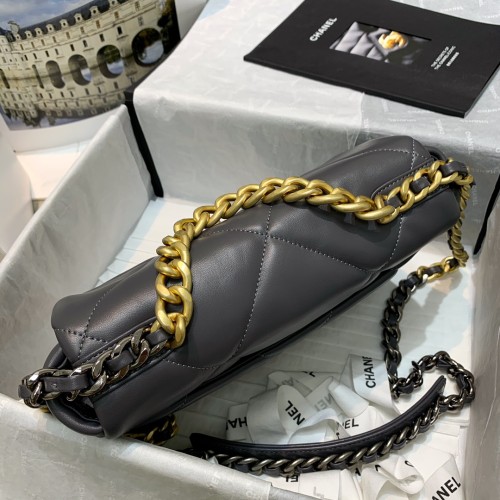  Handbag  Chanel AS1160  size  26 cm 