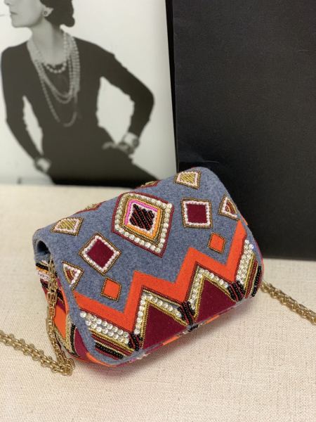  Handbag  Chanel    𝐒𝐒2022  size 18 cm