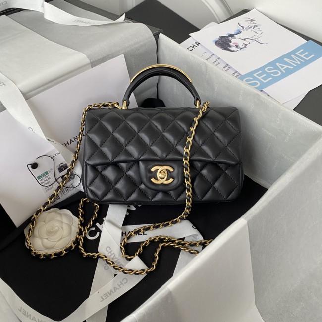  Handbag  Chanel AS2431 size 20x12x6 cm