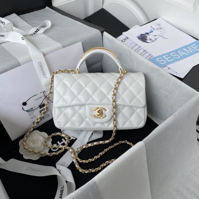 Handbag  Chanel  AS2431 size 20x12x6  cm