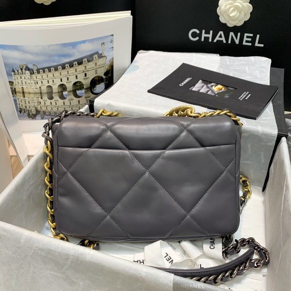 Handbag  Chanel AS1160  size  26 cm 