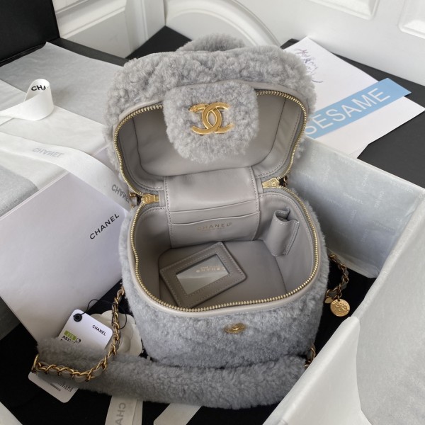  Handbag  Chanel AS3357  size  27*17*17* cm