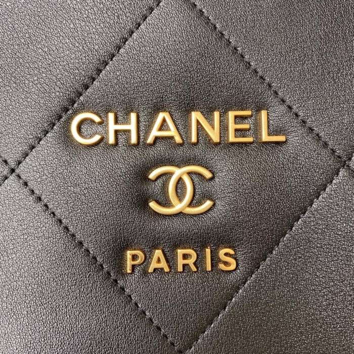  Handbag  Chanel AS2750 size  21X23X11 cm
