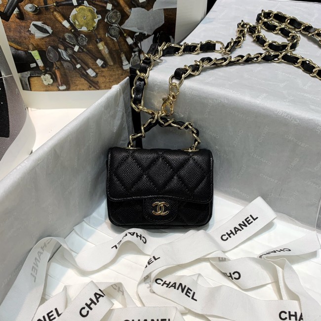  Handbag  Chanel 882138 size 10 7.5 2 cm