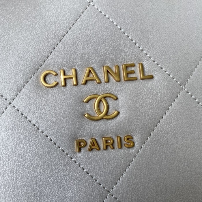 Handbag  Chanel AS2750  size  21X23X11 cm