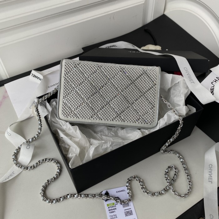  Handbag Chanel  AP2853  size 19.2*12.3*3.5 cm
