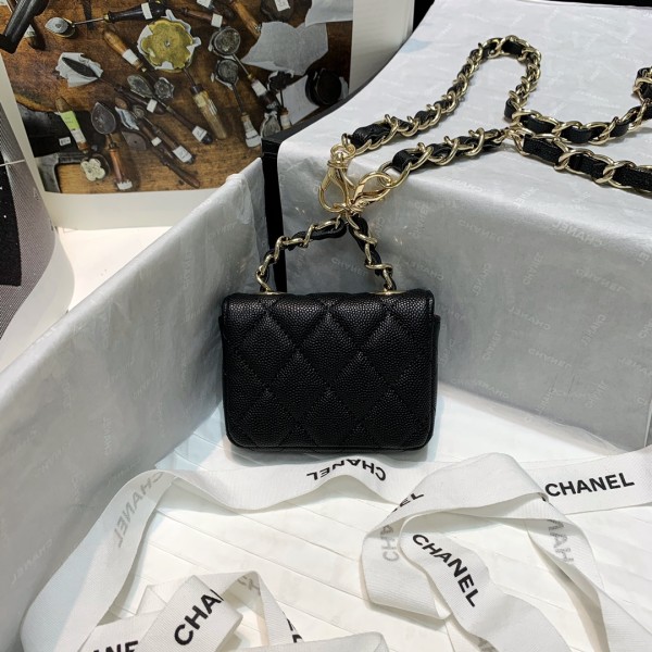  Handbag  Chanel 882138 size 10 7.5 2 cm