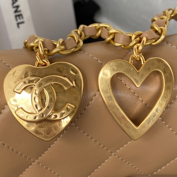  Handbag   Chanel AS3456  size  12*19*7 cm