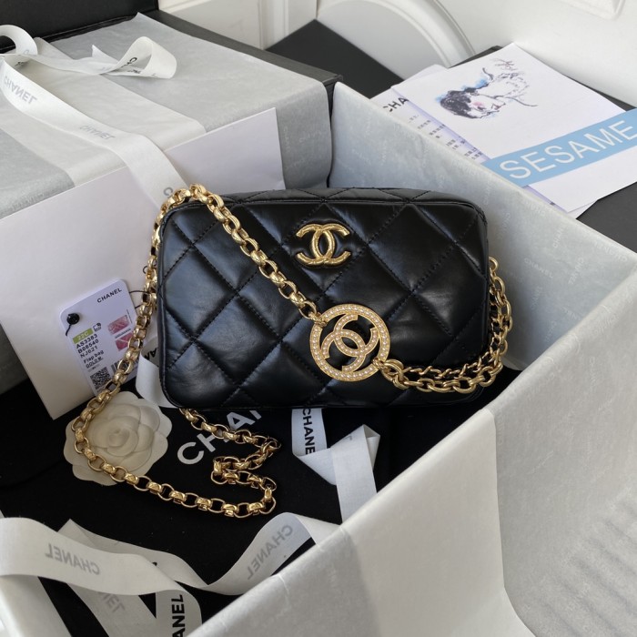  Handbag  Chanel AS3383 size  13-19-6.5 cm