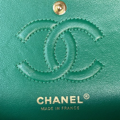  Handbag   Chanel  A01113  Size   23 cm