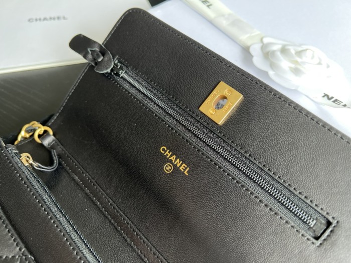  Handbag   Chanel   AP1450  size  19 cm 