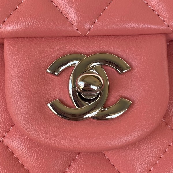  Handbag  Chanel  A01112  size  15.5x25.5x6.5 cm