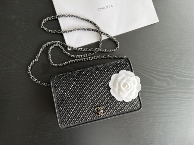  Handbag  Chanel  size 19 cm