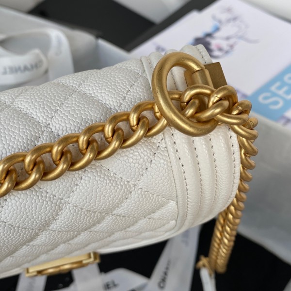  Handbag  Chanel AS3350  size  18x12.5x6 cm  