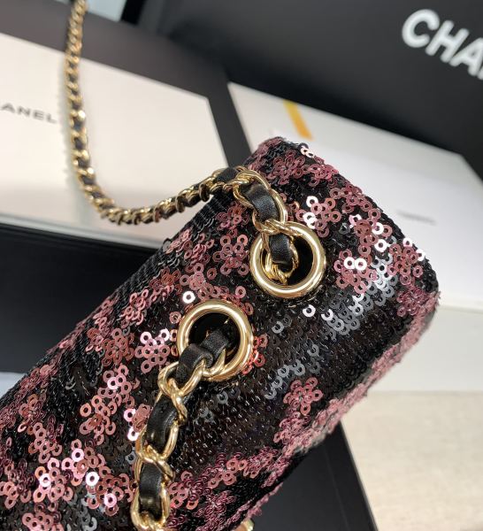  Handbag  Chanel  size  20 cm