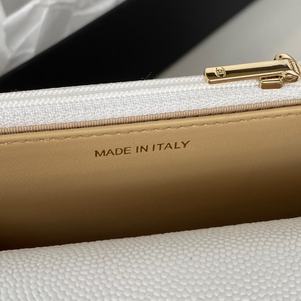 Handbag  Chanel  AP2840  size  12.3x19.2x3.5 cm