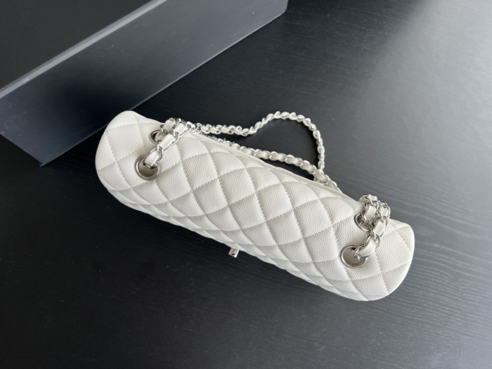 Handbag   Chanel   1112 size  25 cm