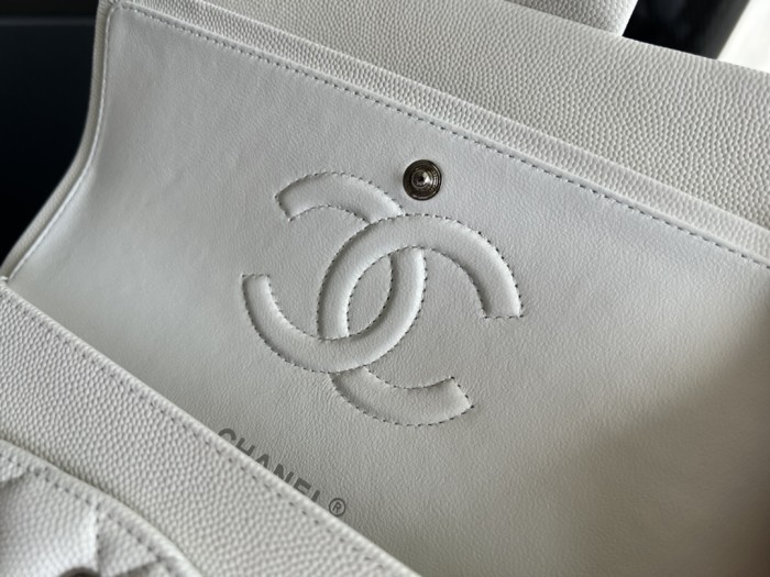 Handbag   Chanel   1112 size  25 cm