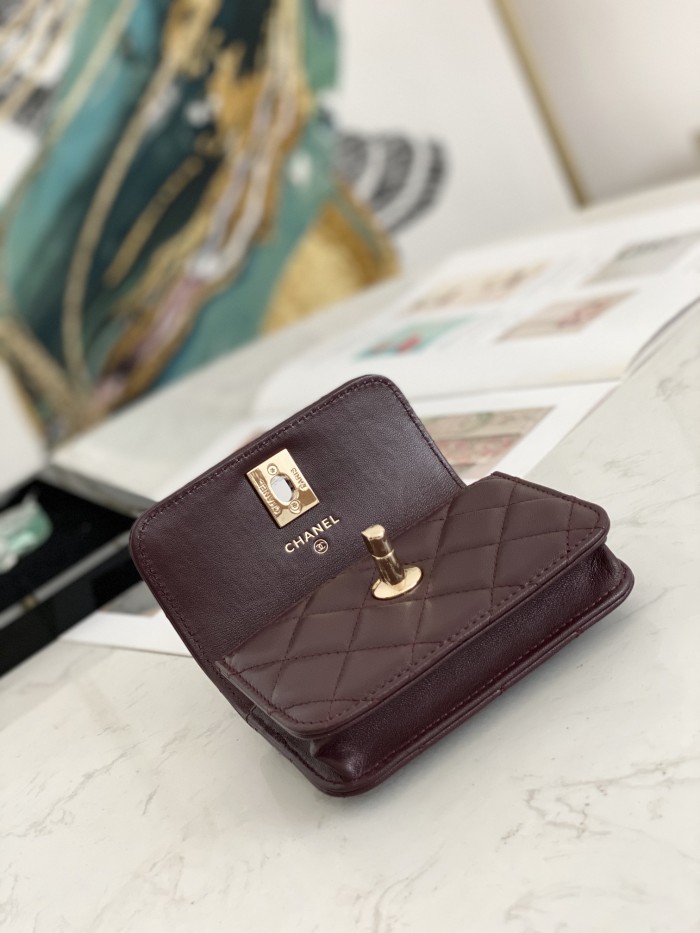  Handbag   Chanel 82768  size 12.5 2.5 9 cm