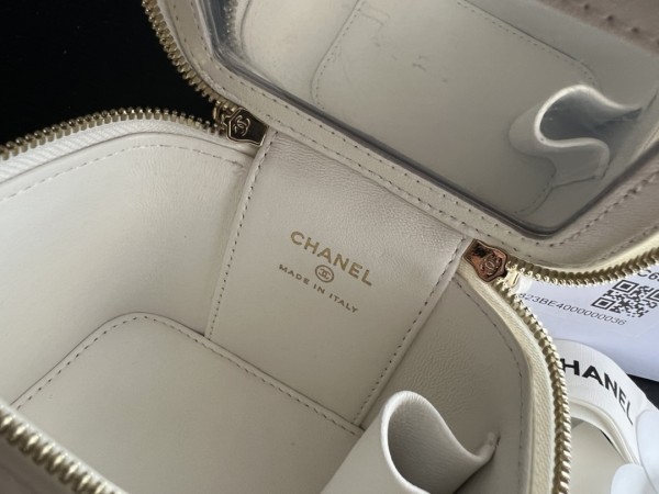  Handbag   Chanel  AP2198  size  11cmx8.5cmx7 cm