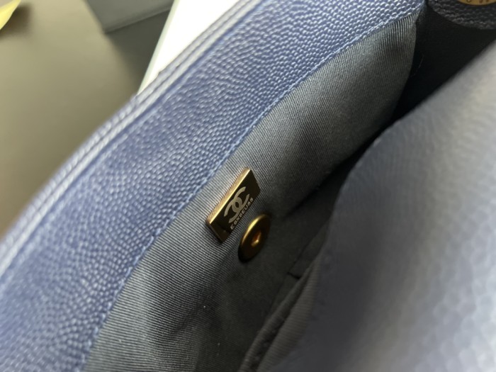 Handbag   Chanel  AP3368 size  18 cm