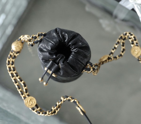  Handbag   Chanel size  𝟷𝟷*𝟿*𝟾.𝟾 𝚌𝚖