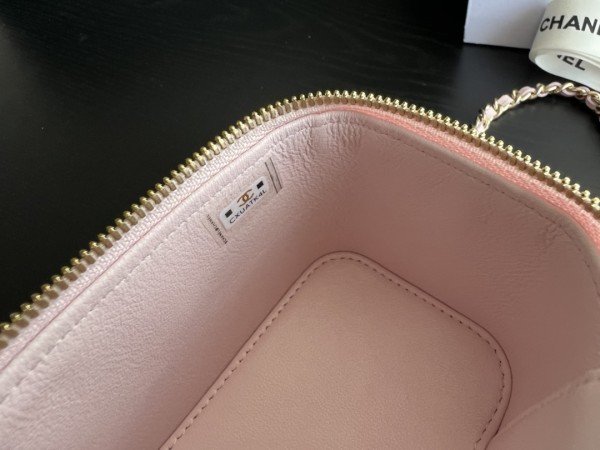  Handbag   Chanel  AP2198  size  11cmx8.5cmx7 cm