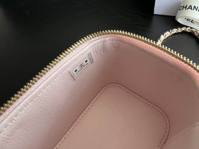  Handbag   Chanel  AP2198  size  11cmx8.5cmx7 cm