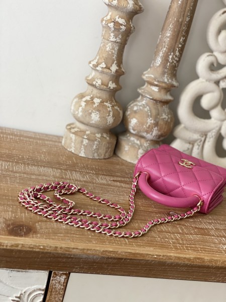  Handbag  Chanel  81209  size  12.5 cm 