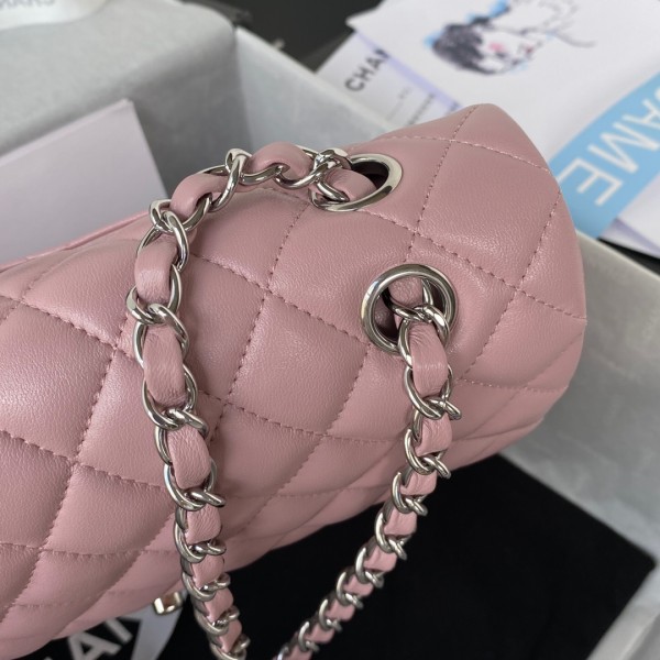  Handbag  Chanel  A01112  size 15.5x25.5x6.5 cm