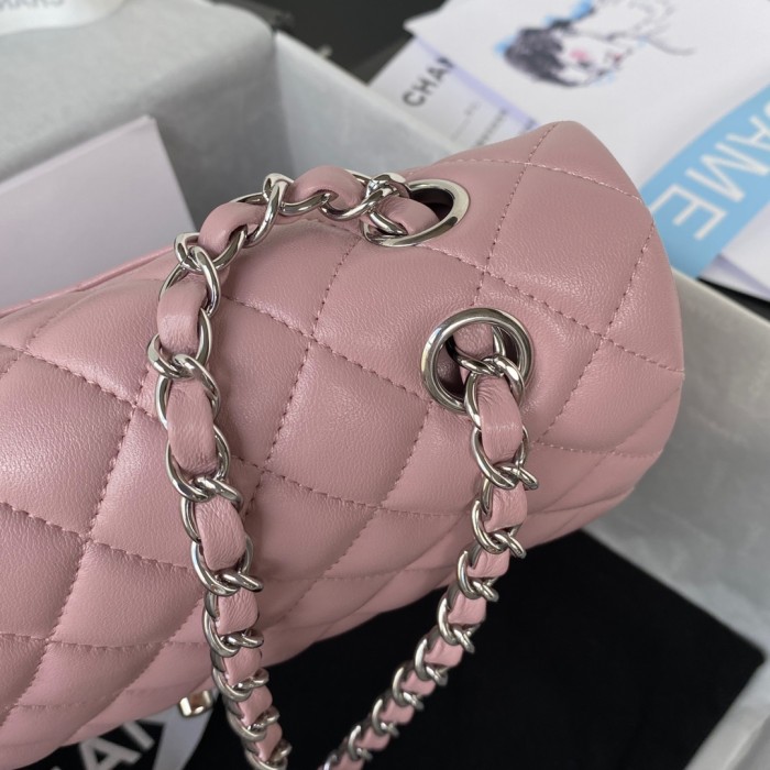  Handbag  Chanel  A01112  size 15.5x25.5x6.5 cm