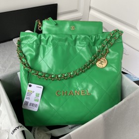 Handbag  Chanel AS3260  size  35x37x7 cm