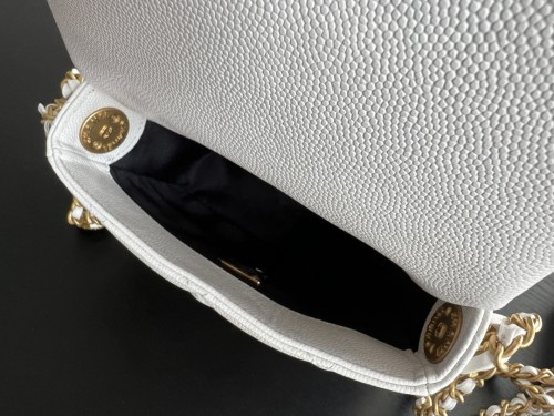  Handbag Chanel AP3369  size  18 cm