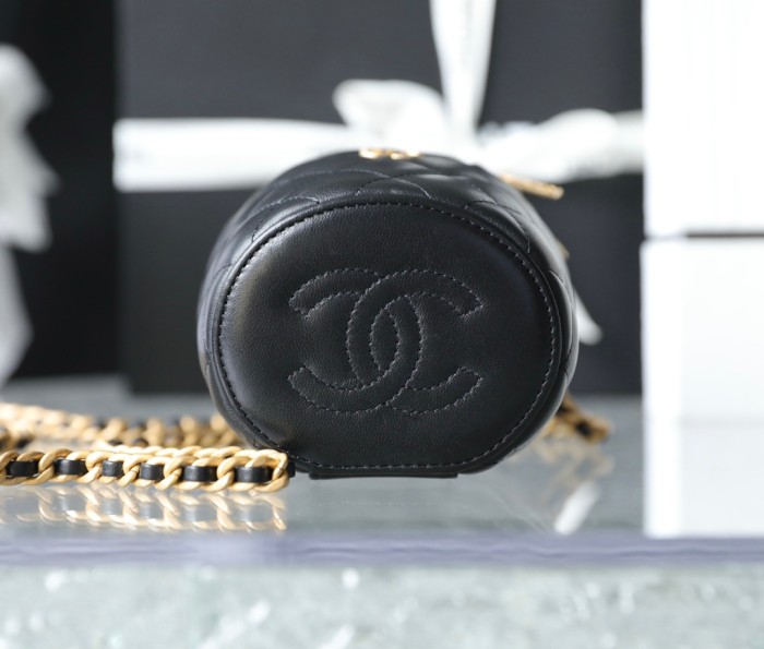 Handbag Chanel  sizez 𝟷𝟶.𝟻*𝟷𝟷.𝟼*𝟷𝟶.𝟻  𝚌𝚖