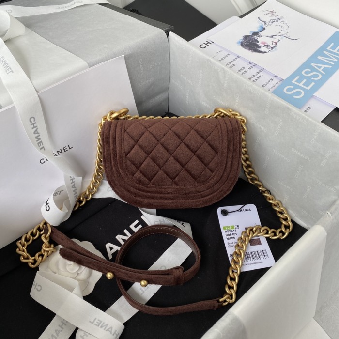  Handbag Chanel  AS3315  size  15x9.5x4.5 cm