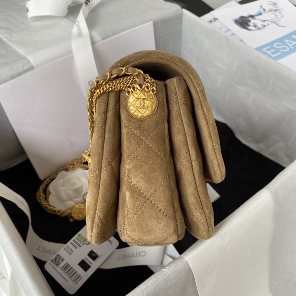  Handbag   Chanel  AS3378  size  15*20*9 cm