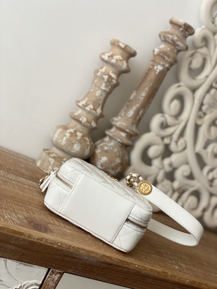 Handbag  Chanel  2858 size  14x10x7 cm