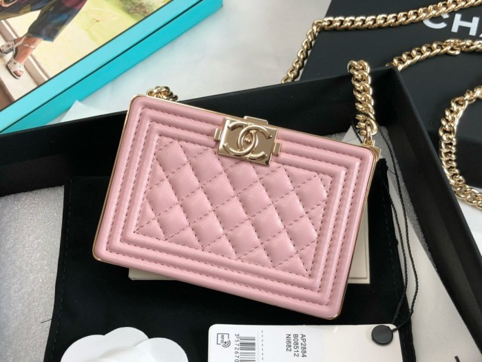 Handbag Chanel   size  11*7.5*2.4 cm