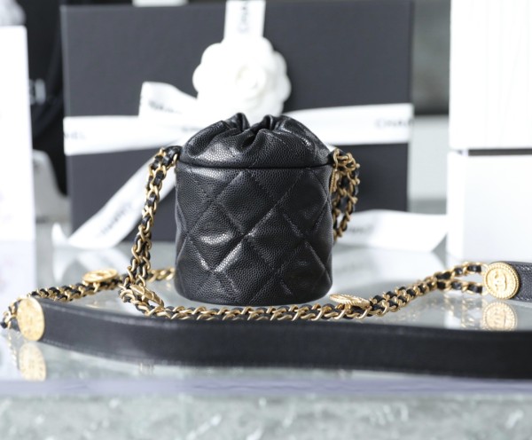  Handbag   Chanel size  𝟷𝟷*𝟿*𝟾.𝟾 𝚌𝚖