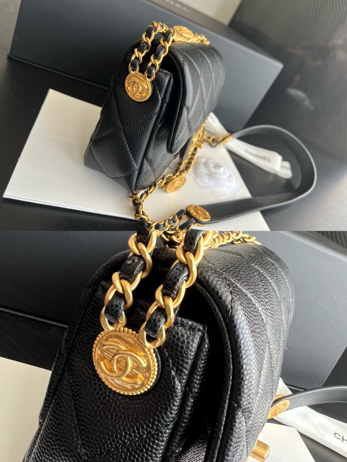  Handbag Chanel   AP3369  size 18 cm 