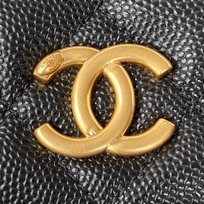 Handbag   Chanel AP2860  size  18*9*3.5 Cm