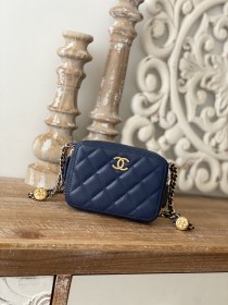  Handbag   Chanel 2858  size 14x10x7 cm