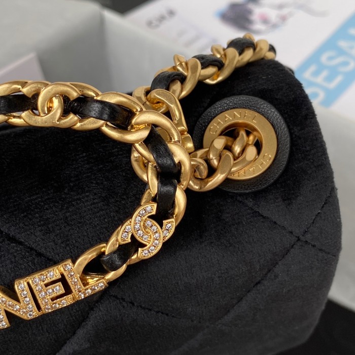  Handbag  Chanel  AS3450  size  20 cm 