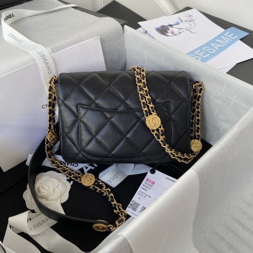  Handbag  Chanel AS3369  size  21X14.5X6 cm